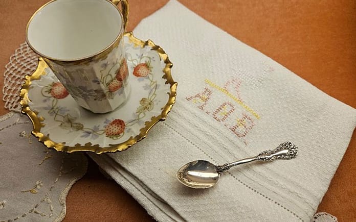 annie-tea