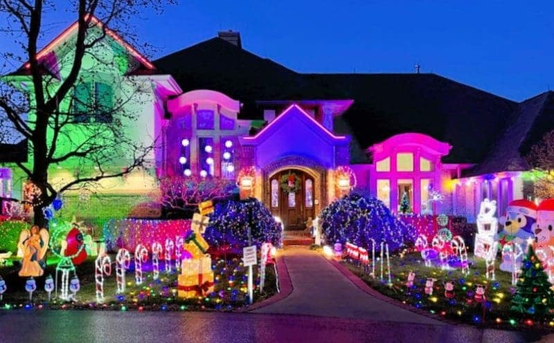 Dick Brown's 31st Christmas display bigger than ever | My County Link