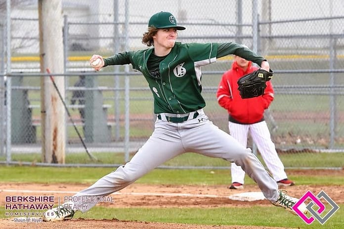 Ricky Heidrich pitching