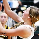 Sidney tops Lady Wave
