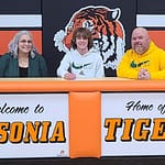 Ansonia’s Lee signs with Wright State University