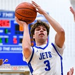 Jets survive Dixie scare, remain undefeated