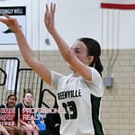 Fourth-quarter rally sends Lady Wave seniors out winners
