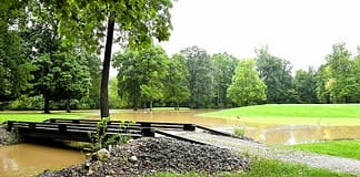 Restaurant remains open as heavy rain closes Turtle Creek Golf Course
