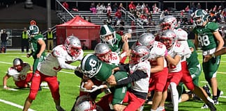 Green Wave honors seniors, battles back in season finale against Troy