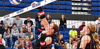 Rawlings proud of Lady Blackhawks’ fight in season finale