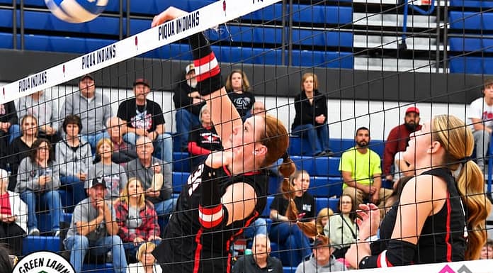 Rawlings proud of Lady Blackhawks’ fight in season finale