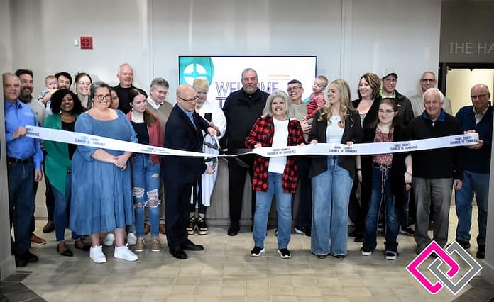 Presbyterian Church Ribbon Cutting (1)