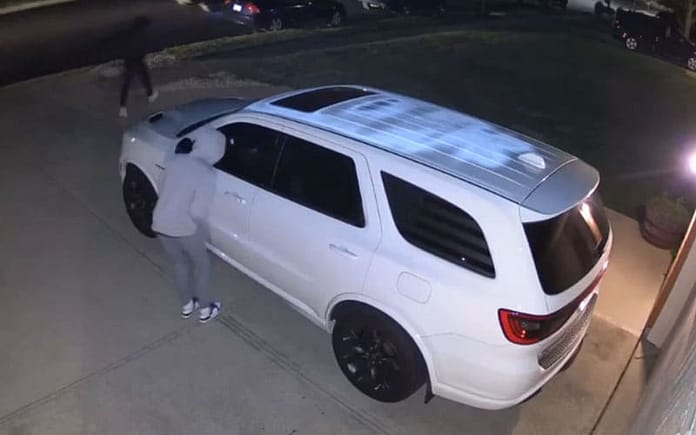 troy-car-thieves