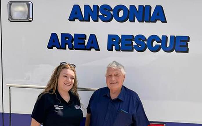 ANSONIA-EMS-CRYSTAL-AND-RICK