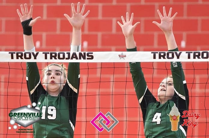 Brooke Schmidt & Kyndall Burke