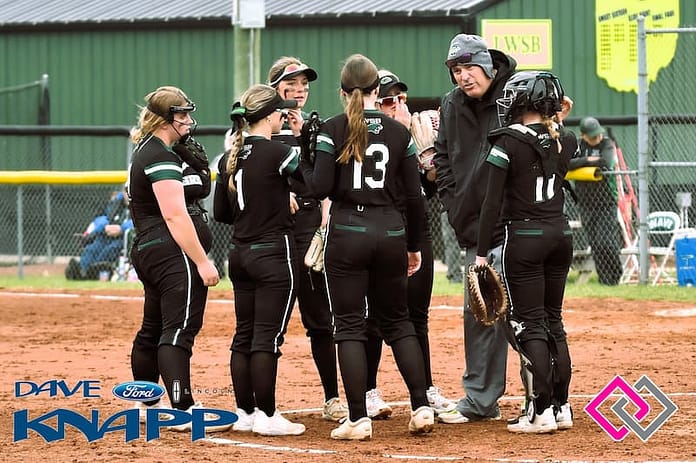 Lady Wave Softball with Newland