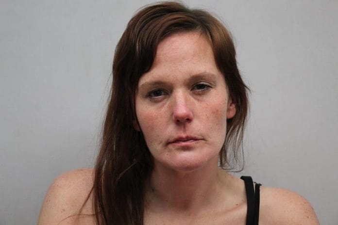 MUGSHOTS_35658071