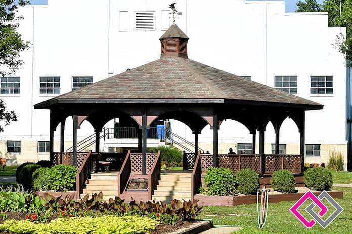 Fair Gazebo (2)