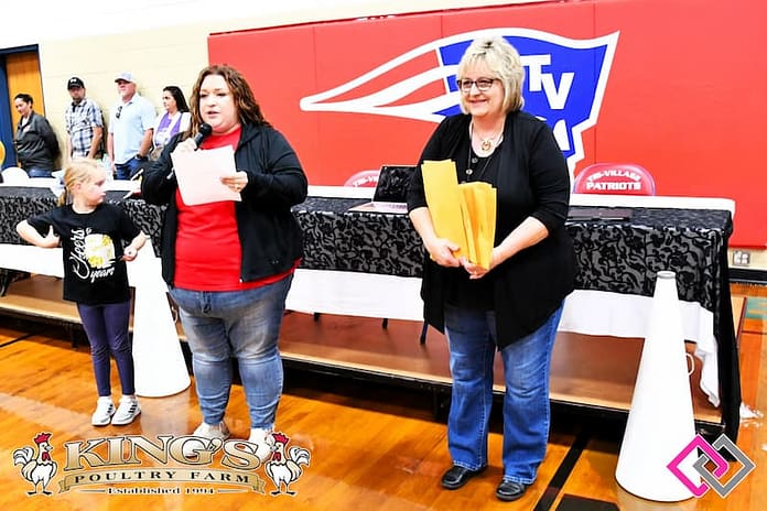 Daneille Bourne & Darlene Ary
