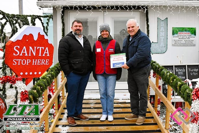 Santa Clause House (2)