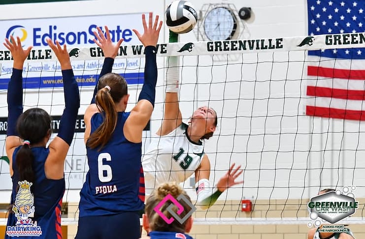 Lady Wave sweep Piqua in MVL volleyball action